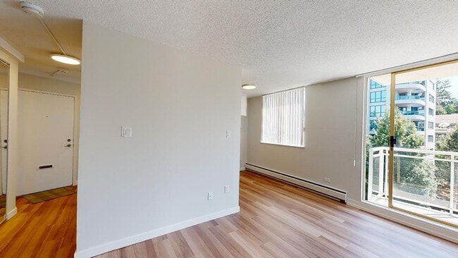 Photo - 1355 West 14th