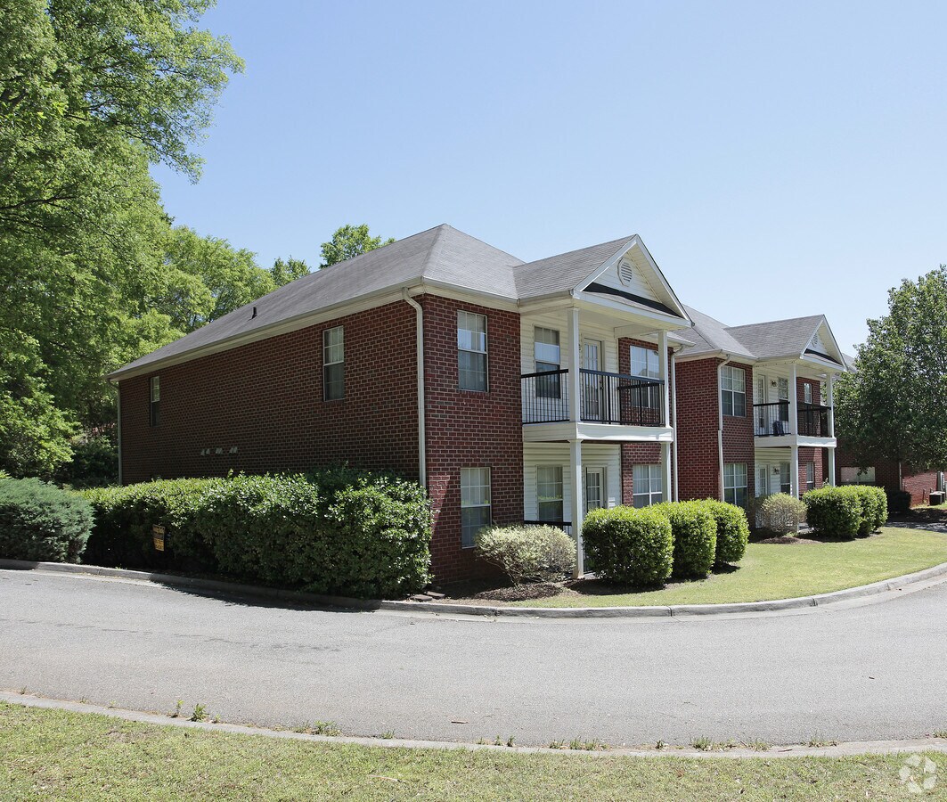 Ivy Mill Apartments - Ivy Mill Apartments