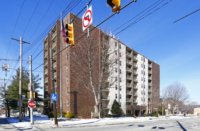 Primary Photo - Swissvale Towers Apartments