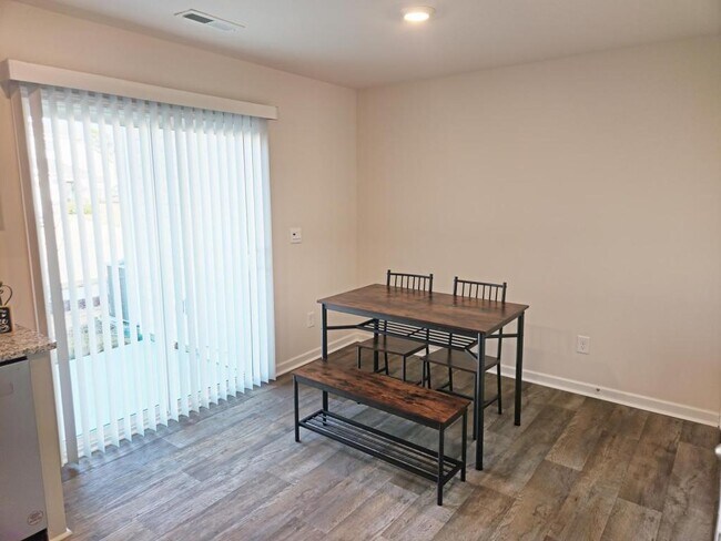 4129F Laurel Rdg Dr