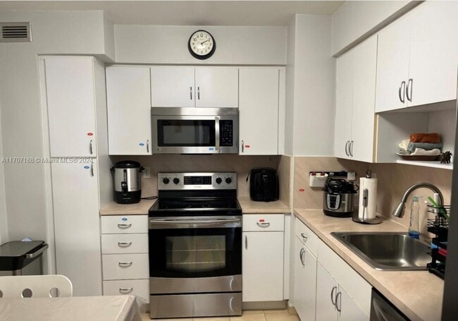 Photo - 9225 Collins Ave Unit 712