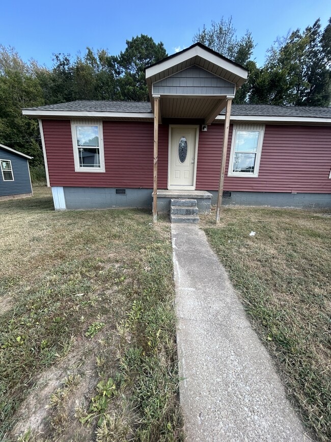 Building Photo - 307 Belew St Rental