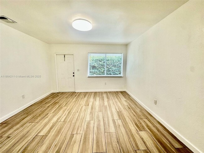 Photo - 60 NW 42nd St Unit 0