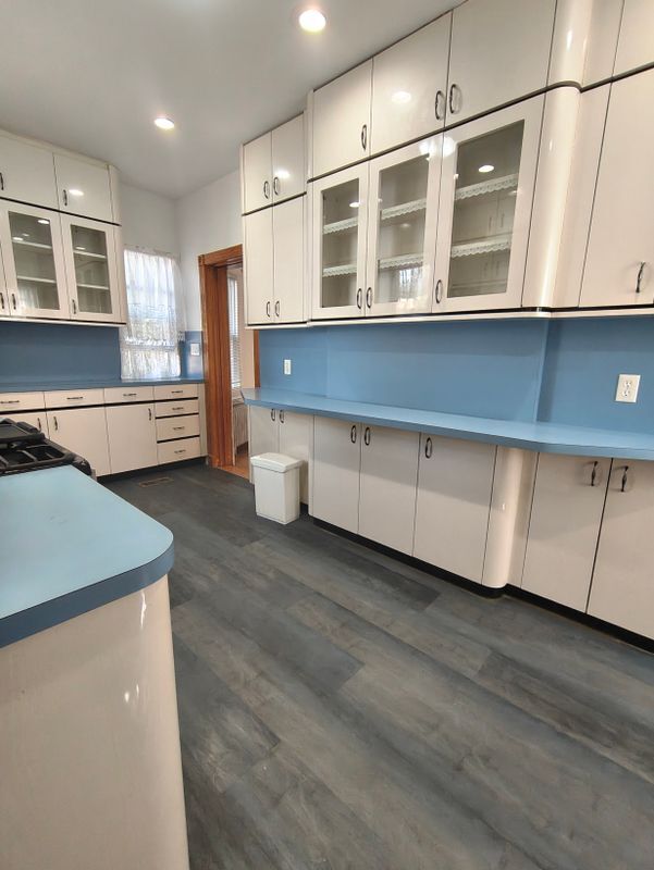 162-15 85th Ave