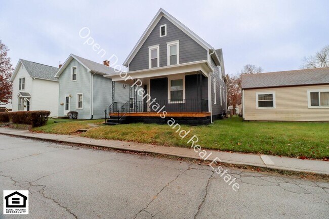 Photo - 425 5th St