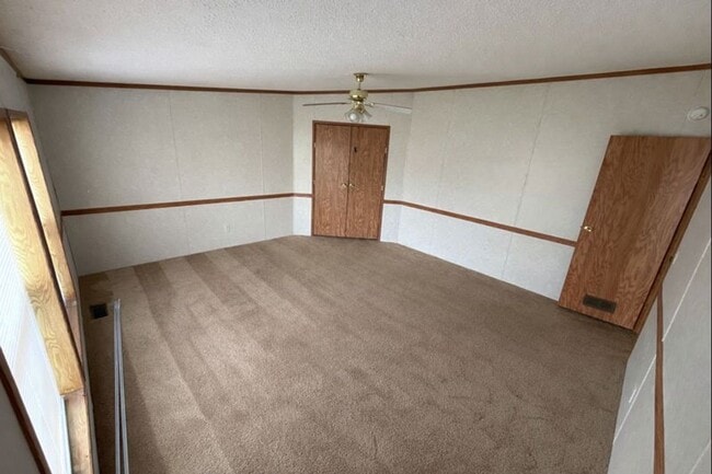 Photo - 901 S Walnut St