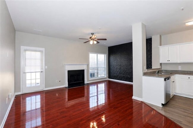 Photo - 7073 Biltmore Trce