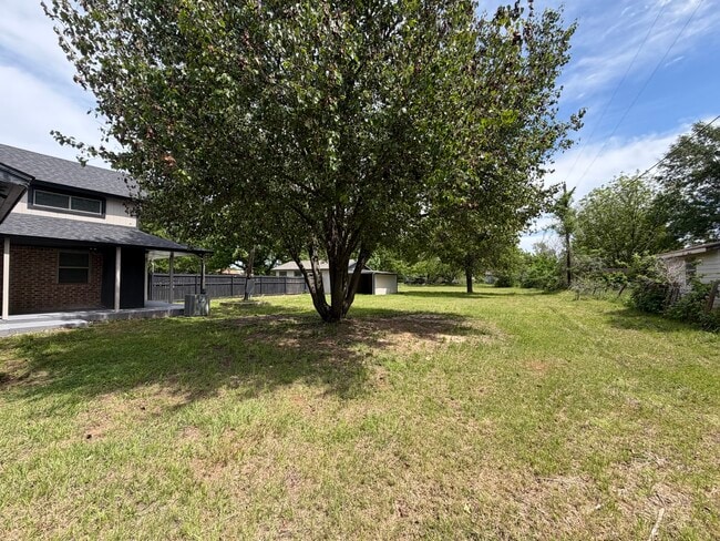 Photo - 152 Riverboat Dr