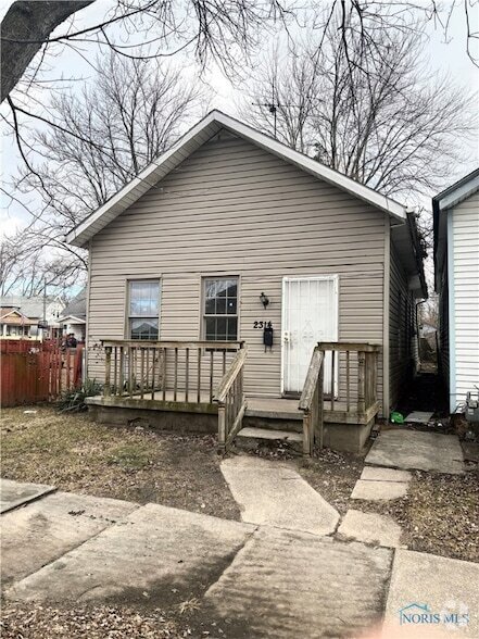 Building Photo - 2314 Locust St Rental