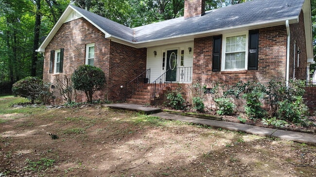 Building Photo - 7311 Alamance Dr Rental