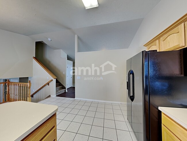 Photo - 326 S 1530 E