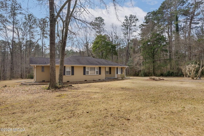 Photo - 1496 Wesleyan Dr