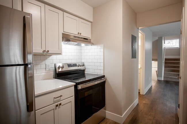 The Gala Premium - Alpine Lake Apartments