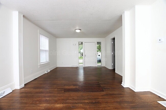 Photo - 706 S Pattie St