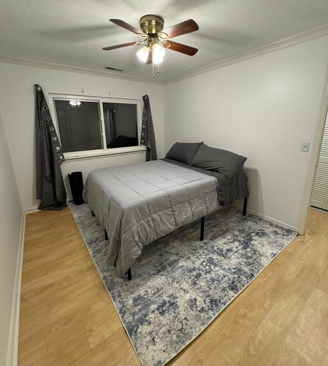 Photo - 22 Dr Martin Luther King Jr Dr Unit B6