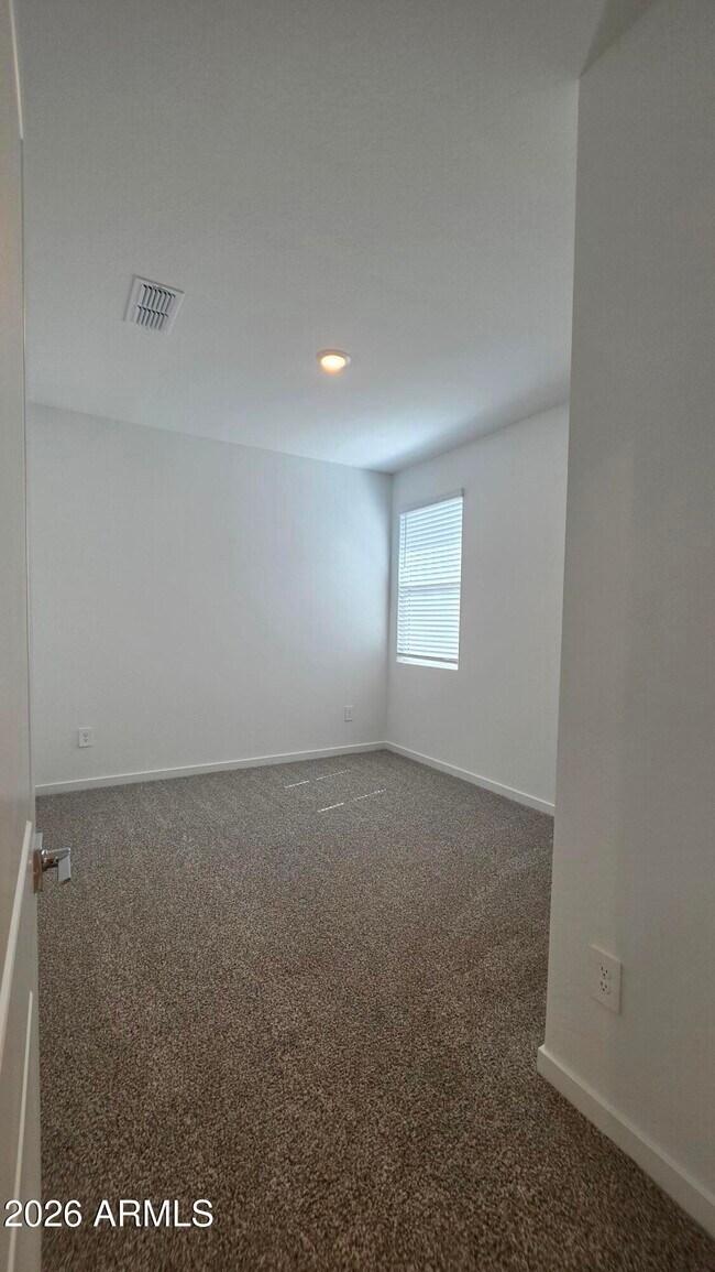 Photo - 37098 W Prado St