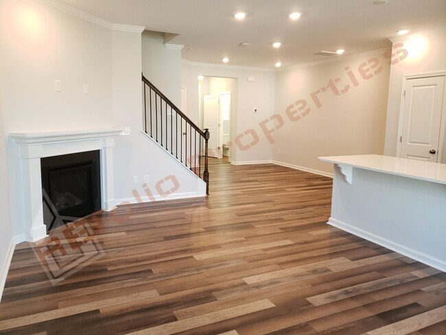 Photo - Brand New 3 BR 1-Car Garage Townhome in Do...