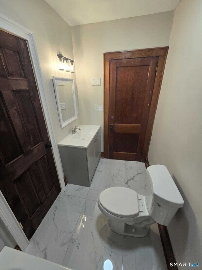 Photo - 377 W Wolcott Ave