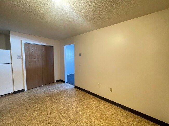 Photo - 185 Loudon Rd Unidad 3