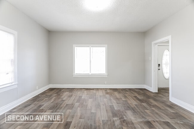 Photo - 502 Exeter Ave