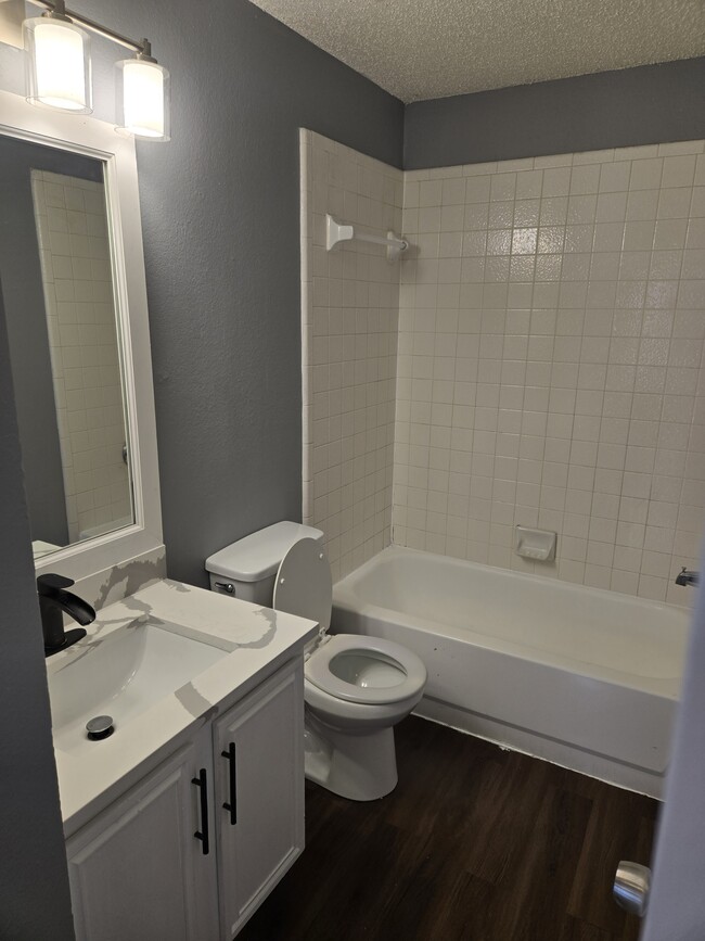 Photo - 5111 Welbeck Ct