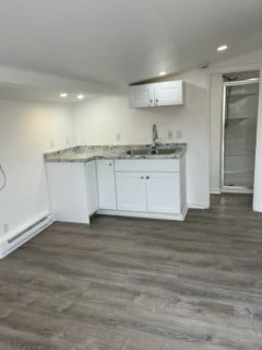 Building Photo - 2501 S Knox Ct Rental