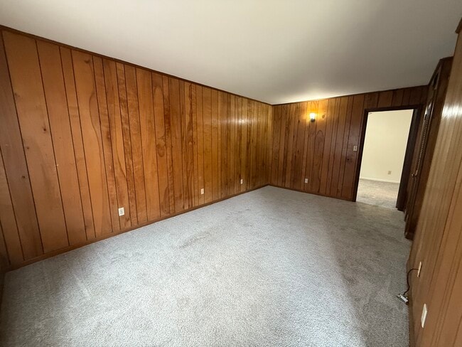 Photo - 586 Franklin St