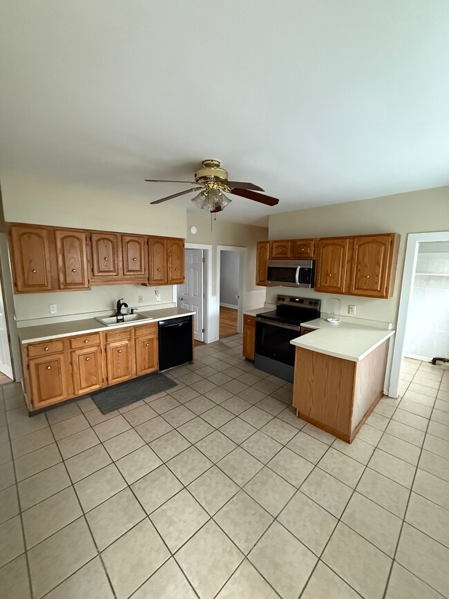 Photo - 98 Hazel St Unit 3