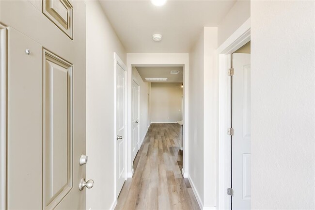 Photo - 406 Camellia Dr