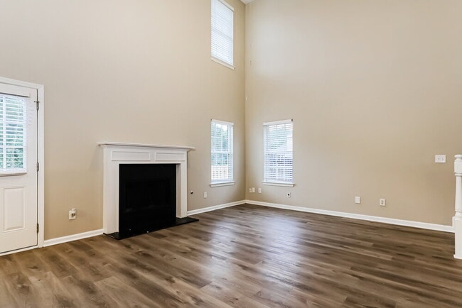 Photo - 2438 Garnet Ave