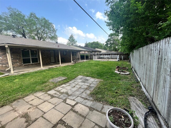 Photo - 4407 Kevinkay Dr