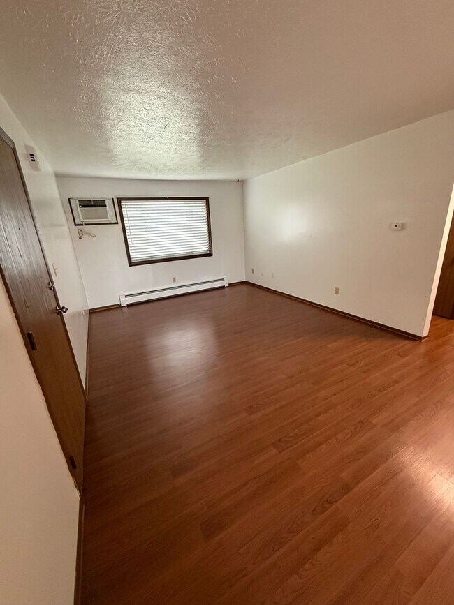 Photo - 8423 Colwyn Ct Unit #3