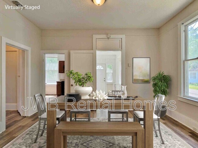 Photo - 3401 N Pearl St