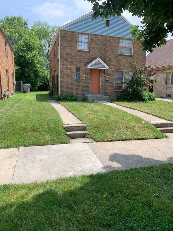 1223 W Olive St Townhome Townhome Rental in Milwaukee WI