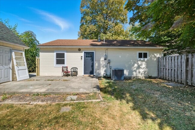 Photo - 710 E Chestnut St