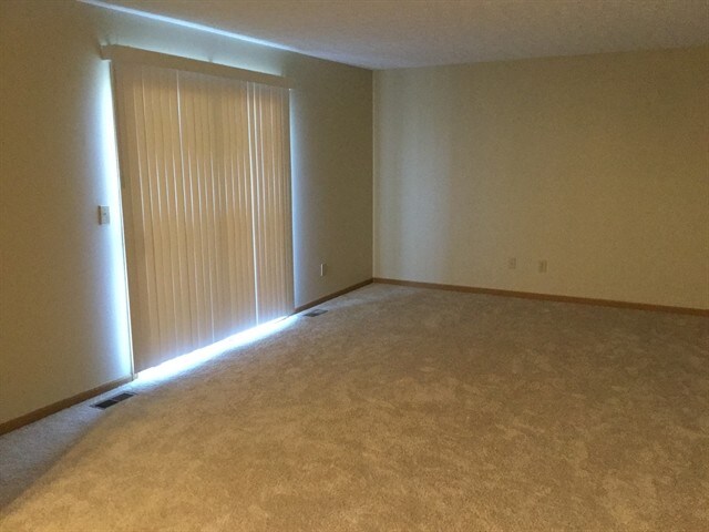 Photo - 383 Wheatfield Dr