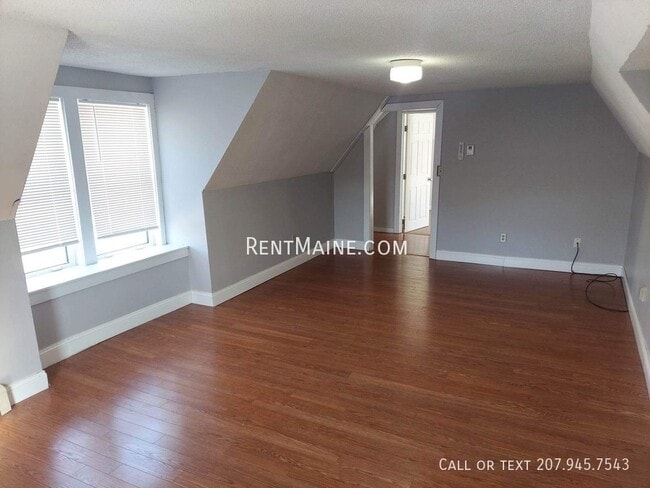 Photo - 13 Front St Unit 3