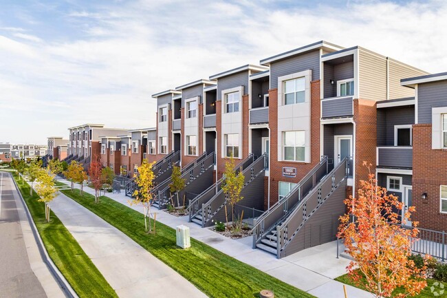 Brownstones at Palisade Park - Brownstones at Palisade Park Townhomes