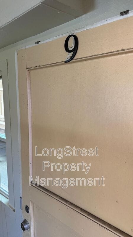 Photo - 205 NW Kings Blvd Unit 9