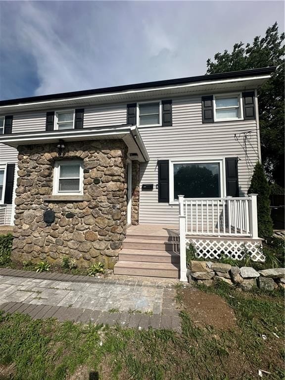 Photo - 107 Earl St