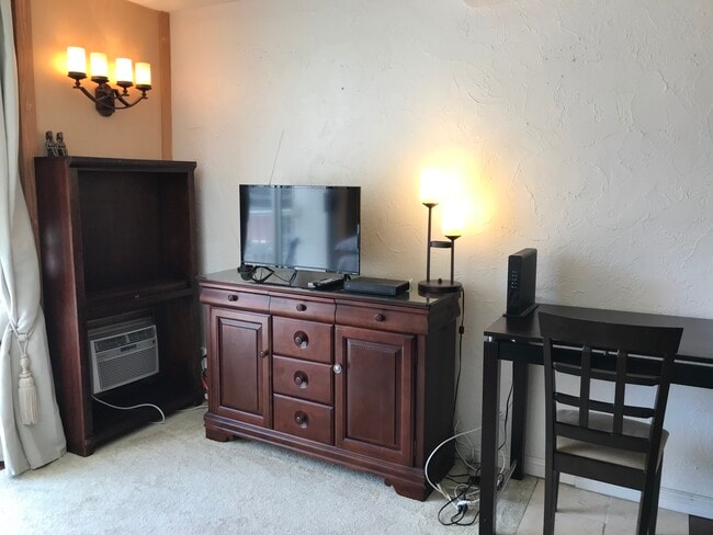 Photo - 1920 Ala Moana Blvd Unit 802