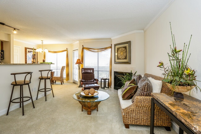 Casa Bella Apartment Homes