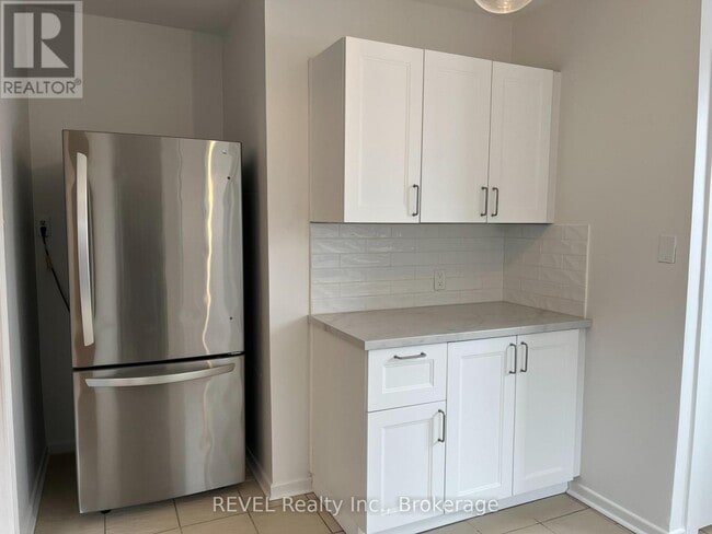 Photo - 232 Vine St