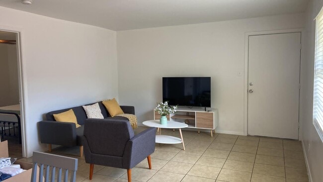 Photo - 106 Pimlico St