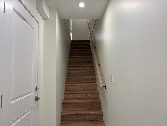 Photo - 500 Fleming Rd