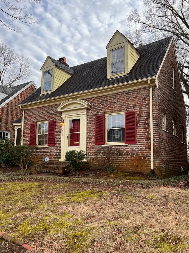 Photo - 3213 Condie St