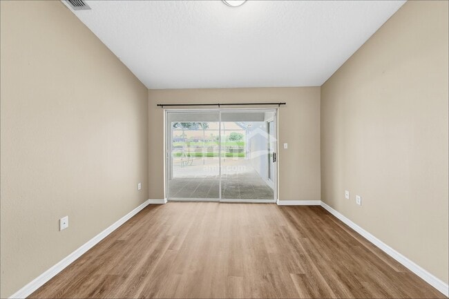 Photo - 1323 Old Millpond Rd