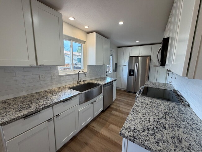 Photo - Charming 2-Bedroom Townhouse with Garage in Prime Arvada Location! Unit 4