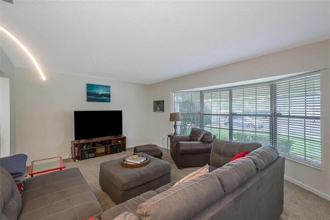 Photo - 2907 Little John Rd