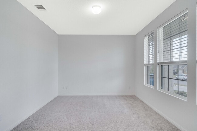 Photo - 17629 Shafer Dr